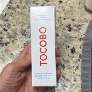 Bio Watery Sun Screen - White and Red